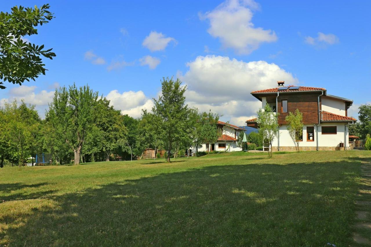 Sinjirite Complex Otel Elena Dış mekan fotoğraf