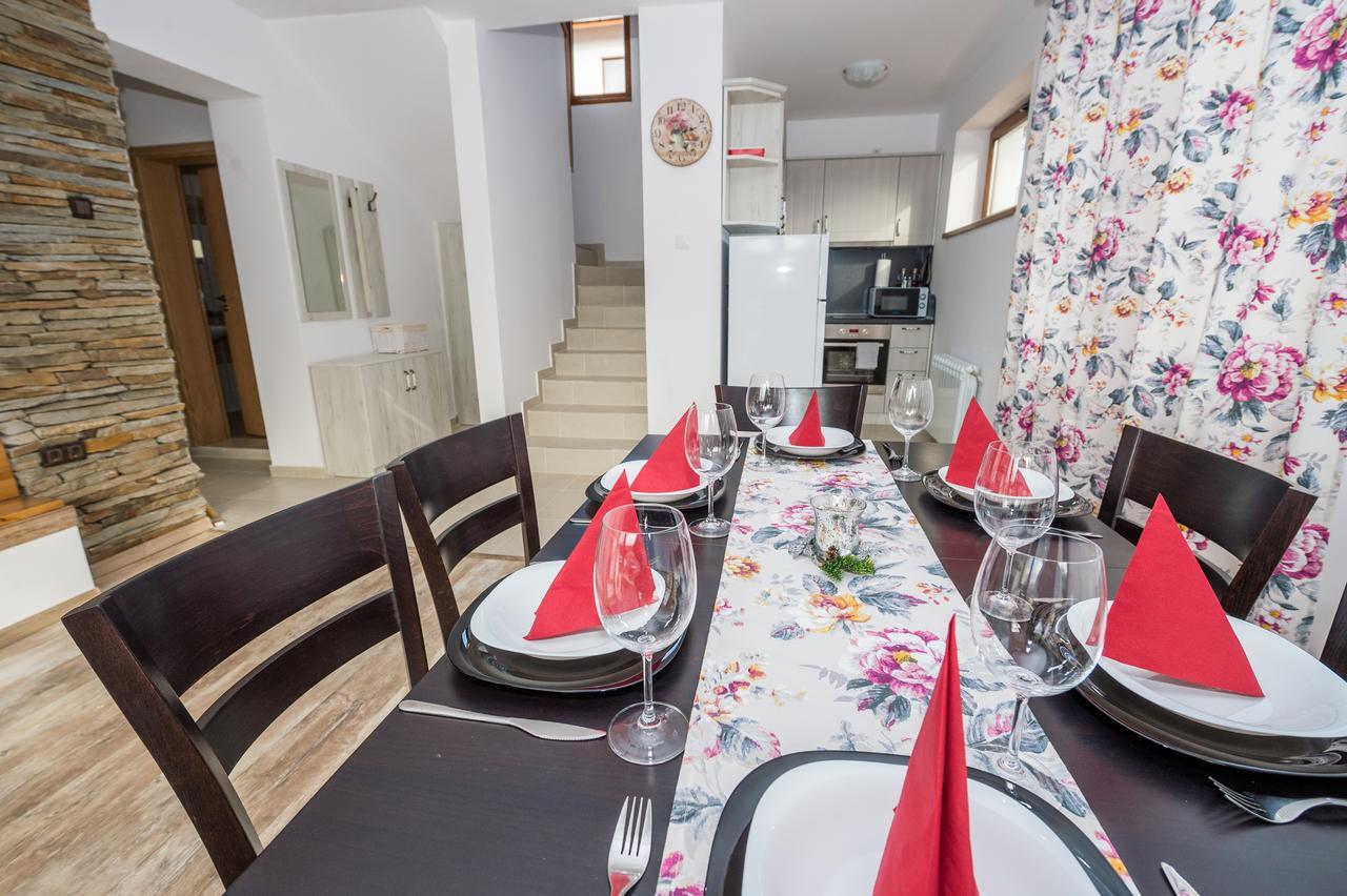 Sinjirite Complex Otel Elena Dış mekan fotoğraf