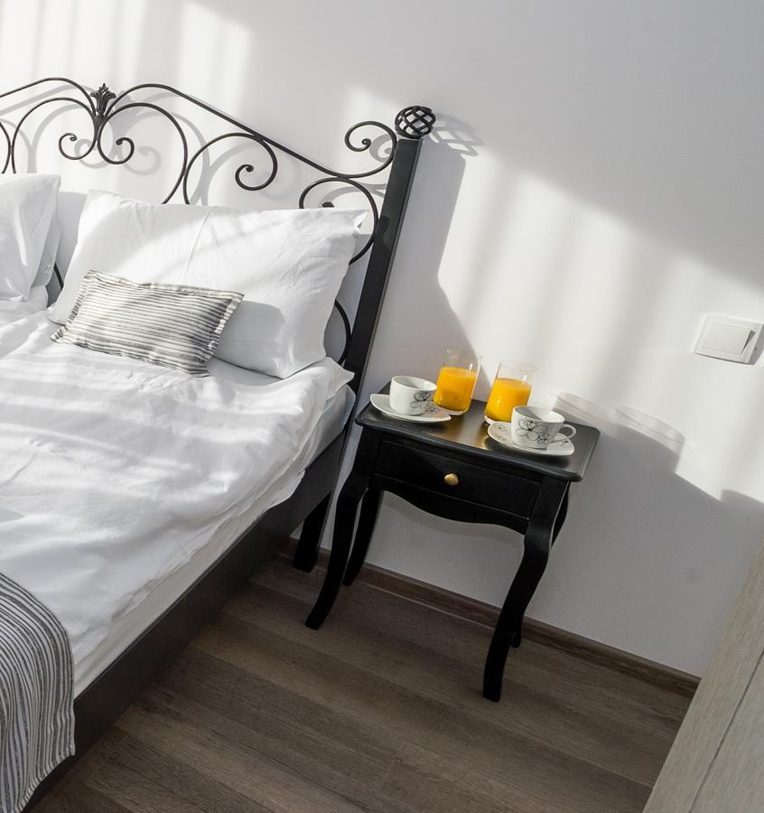 Sinjirite Complex Otel Elena Dış mekan fotoğraf