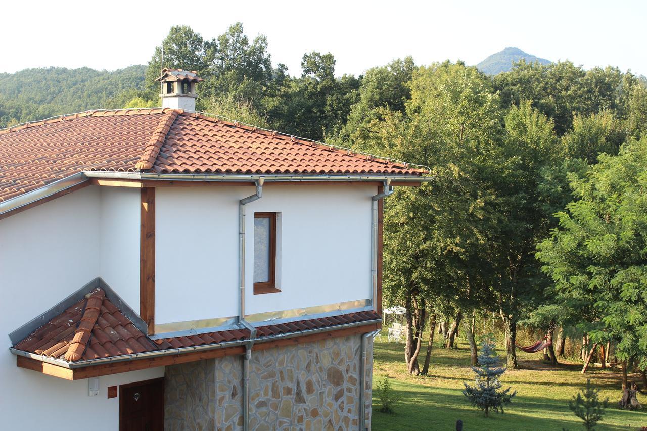 Sinjirite Complex Otel Elena Dış mekan fotoğraf