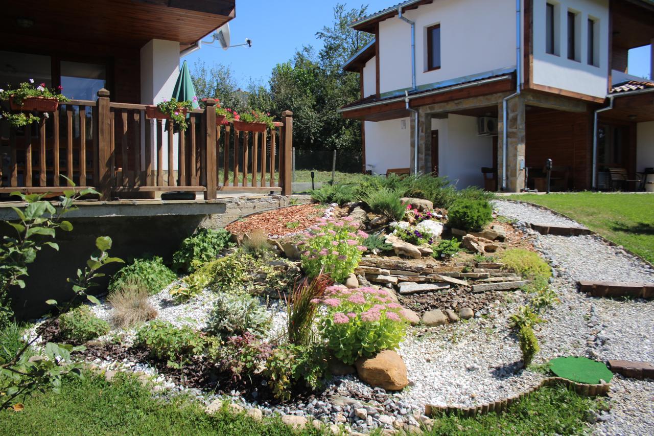 Sinjirite Complex Otel Elena Dış mekan fotoğraf