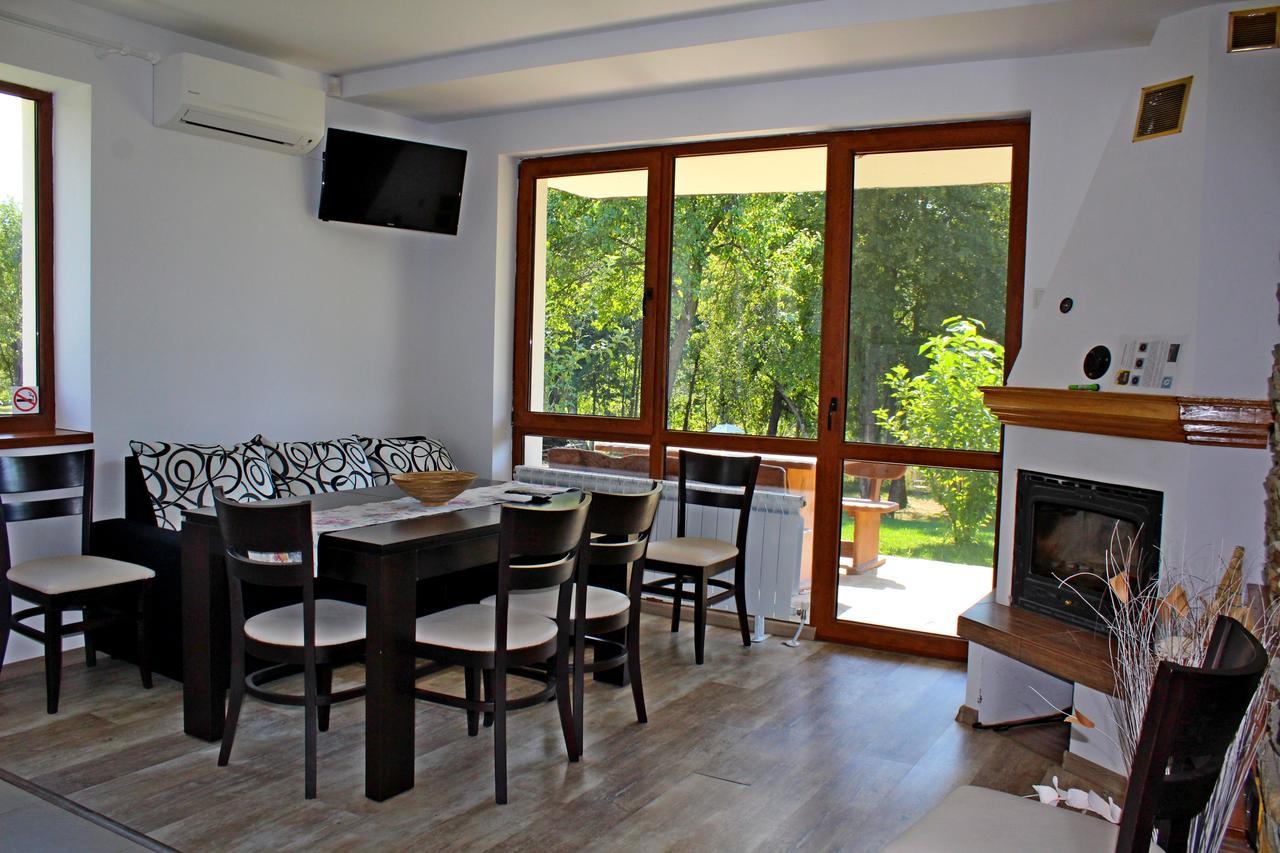 Sinjirite Complex Otel Elena Dış mekan fotoğraf