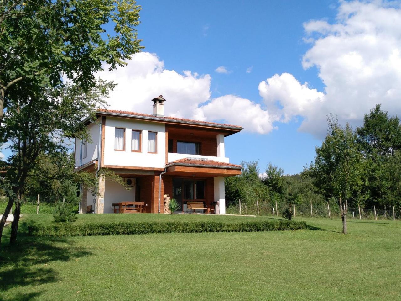 Sinjirite Complex Otel Elena Dış mekan fotoğraf